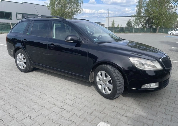 Skoda Octavia cena 19900 przebieg: 248500, rok produkcji 2012 z Ślesin małe 46